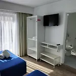 Pensión Residencial Tropicália Al *