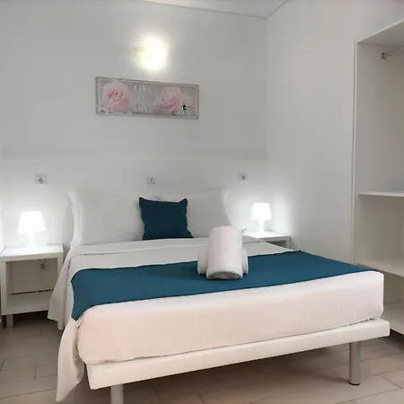Residencial Tropicalia Al Penzion