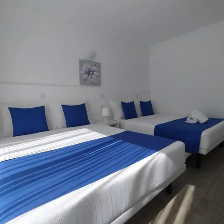 Residencial Tropicalia Al Penzion