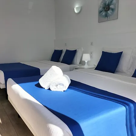 Πανσιόν Residencial Tropicalia Al *